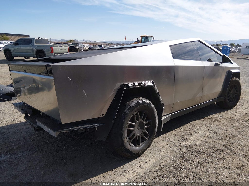 Tesla Cybertruck 2025