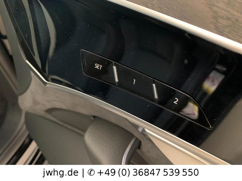 Audi A8 2023