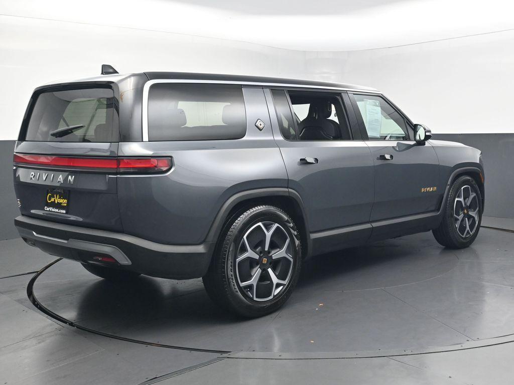 Rivian R1S 2023