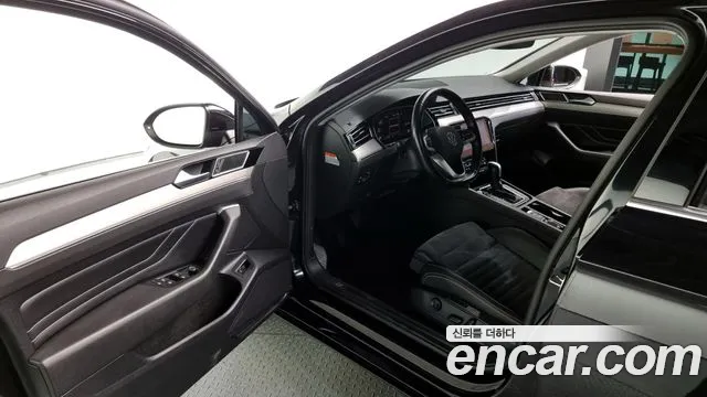 Volkswagen Passat 2021