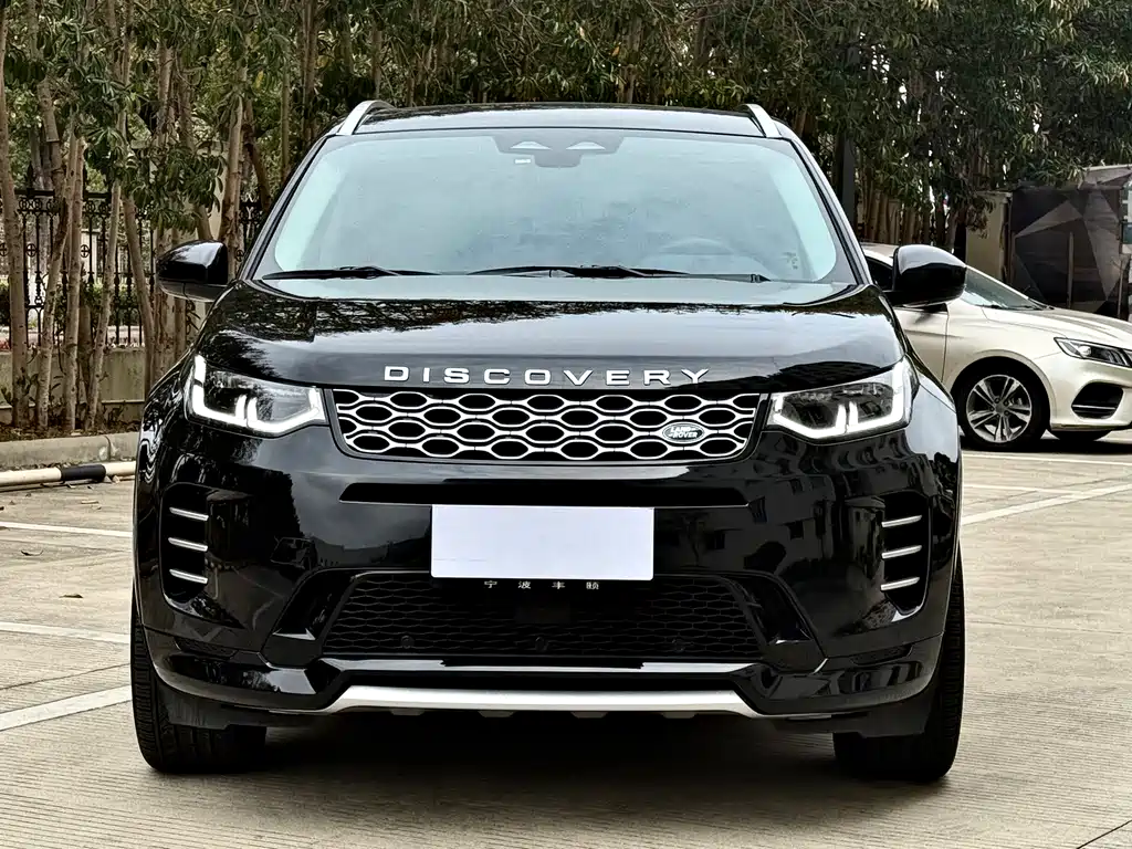 Land Rover Discovery Sport 2024