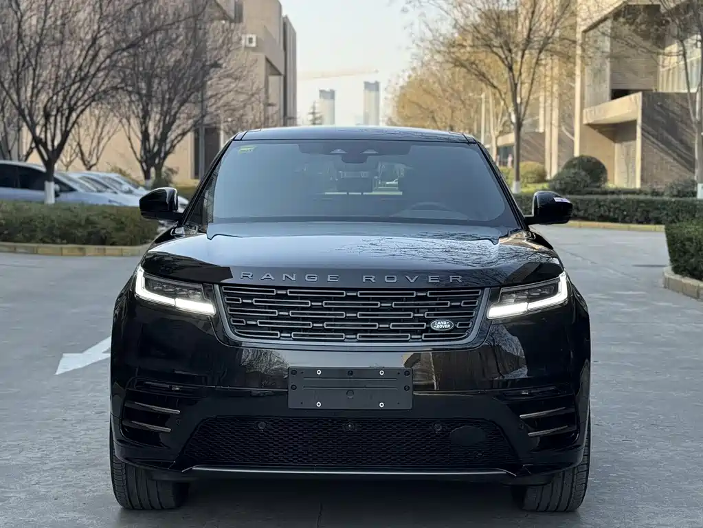 Land Rover Range Rover Velar 2025