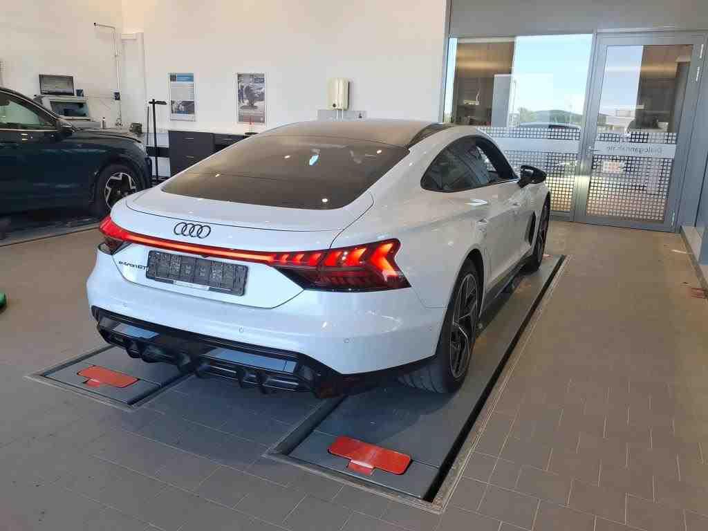 Audi e-tron GT 2023