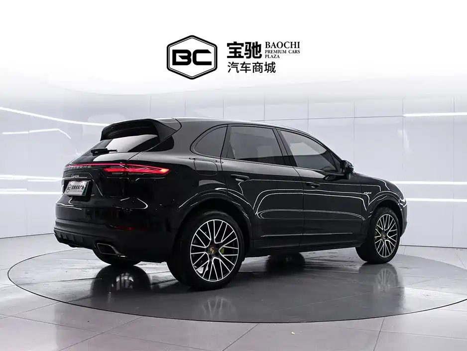 Porsche Cayenne 2023