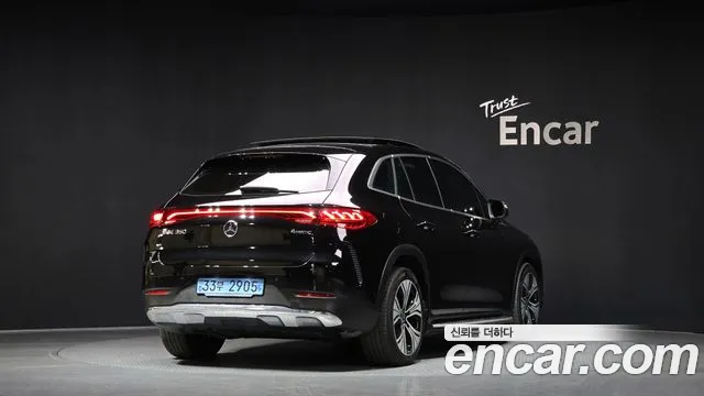 Mercedes-Benz EQE 2023
