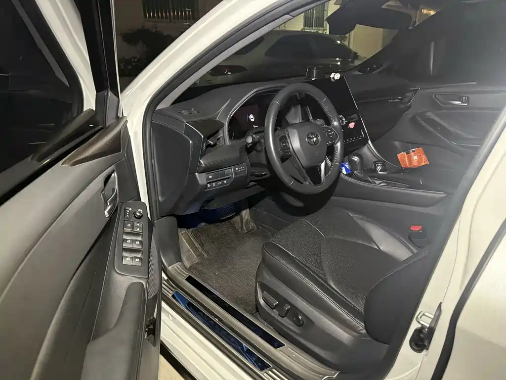 Toyota Avalon 2023