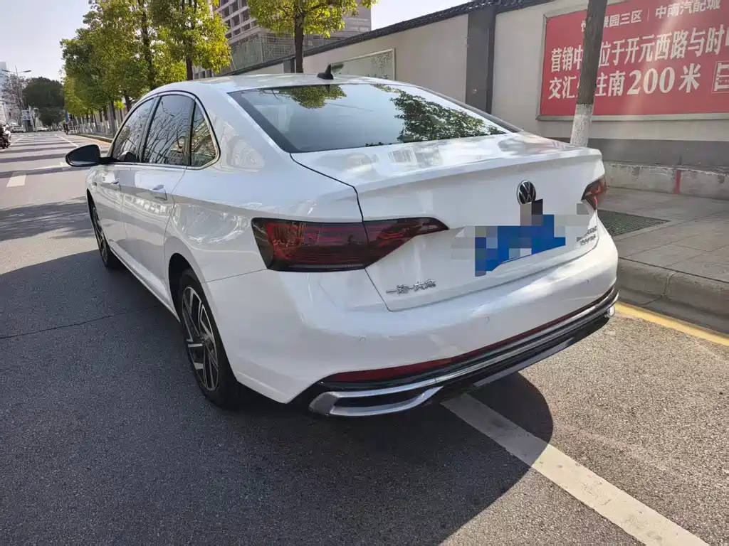 Volkswagen Jetta 2023