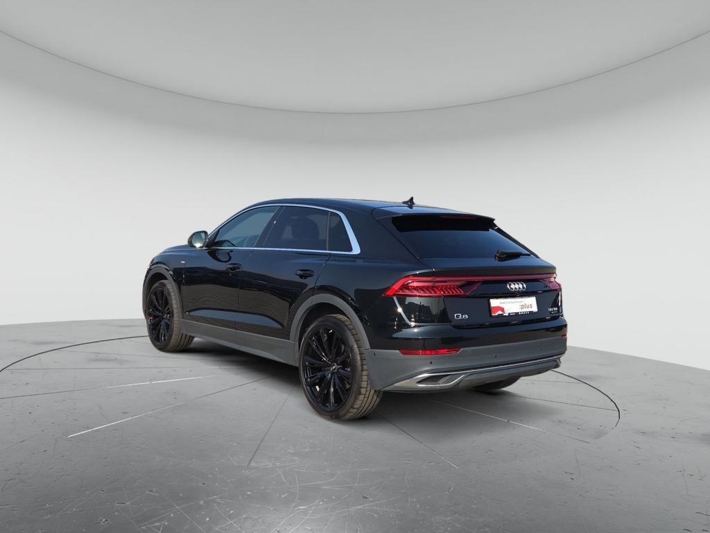 Audi Q8 2023