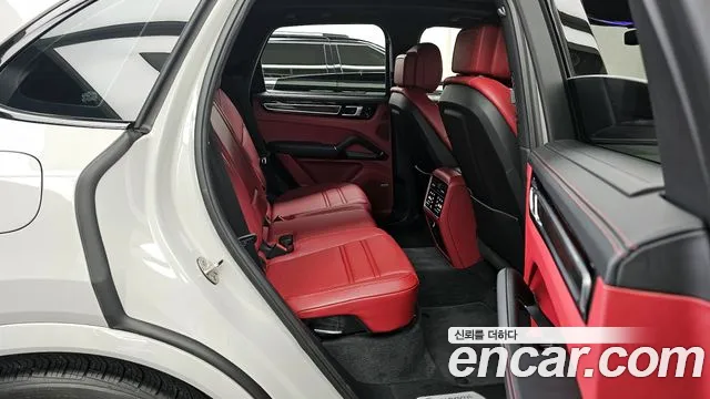 Porsche Cayenne 2020