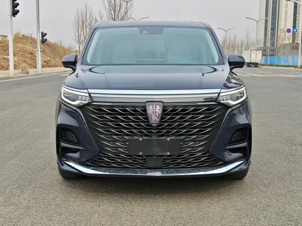 Roewe iMAX8 2022
