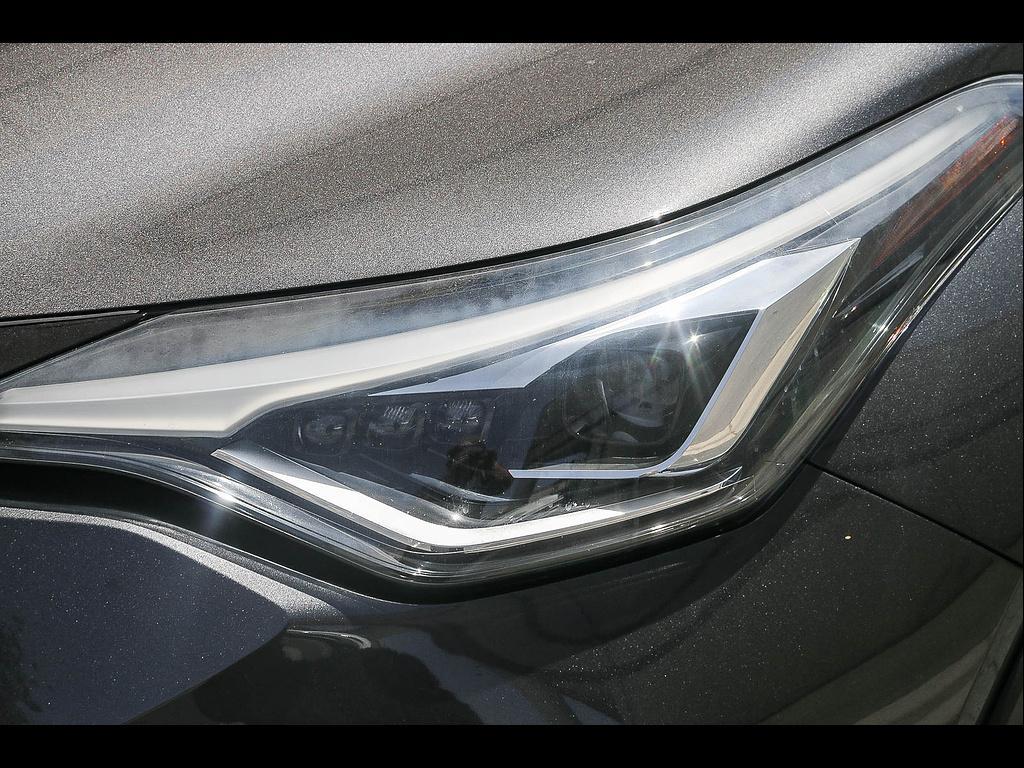 Toyota C-HR 2021