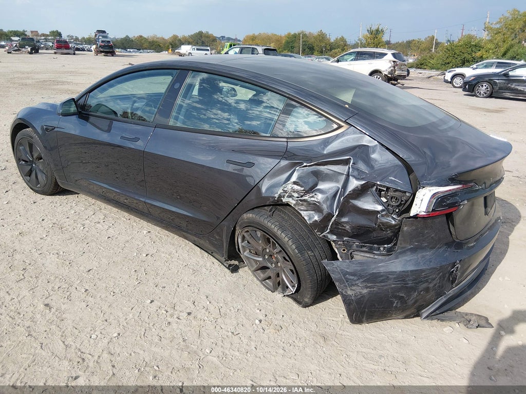 Tesla Model 3 2025