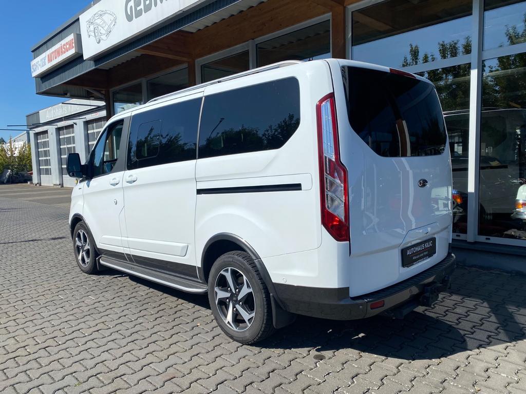 Ford Tourneo Custom 2022