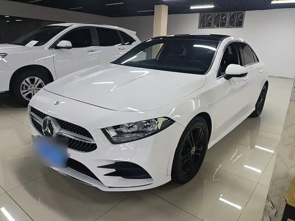 Mercedes-Benz A-Класс 2021