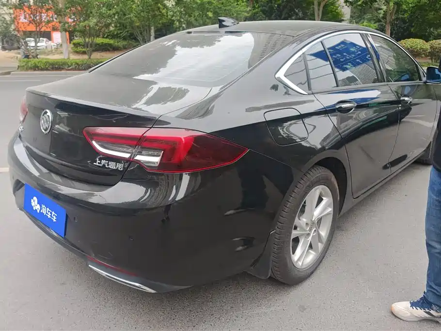 Buick Regal 2021