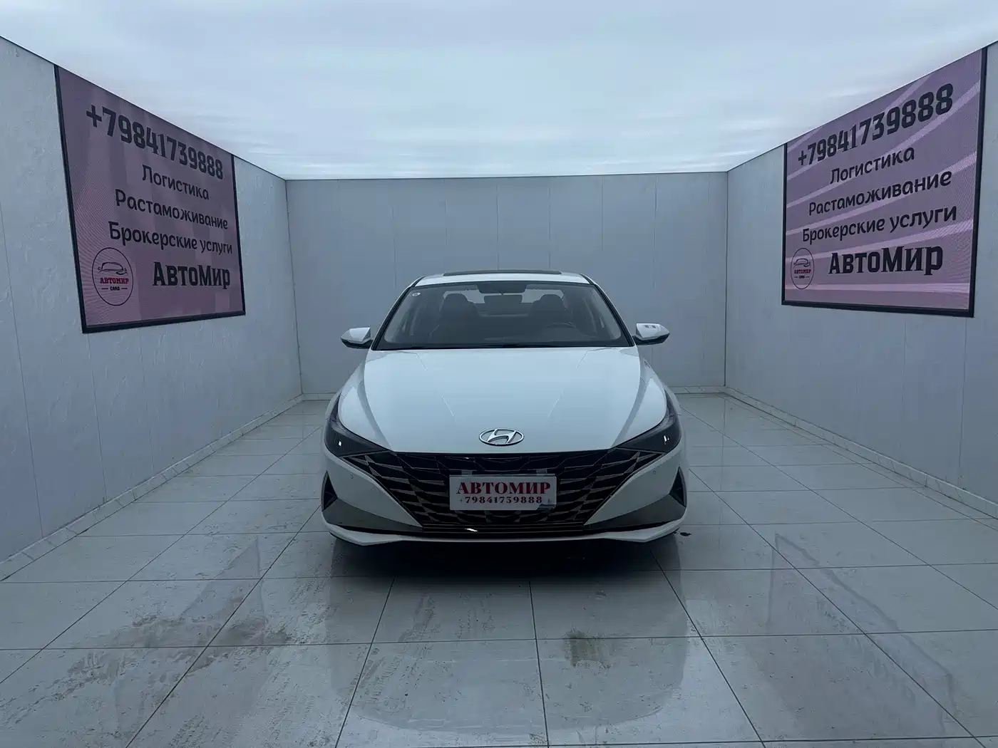 Hyundai Elantra 2023