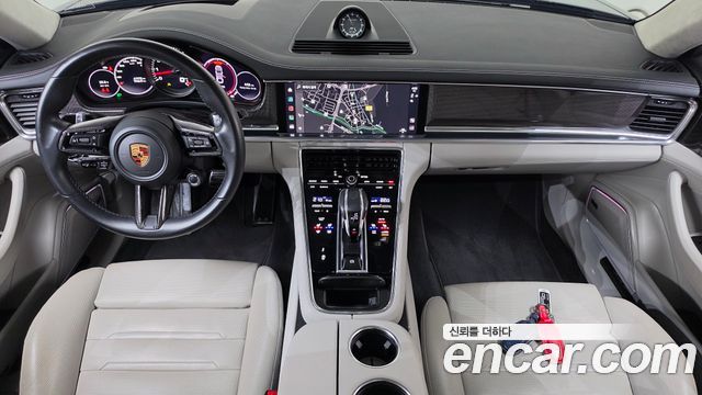Porsche Panamera 2022