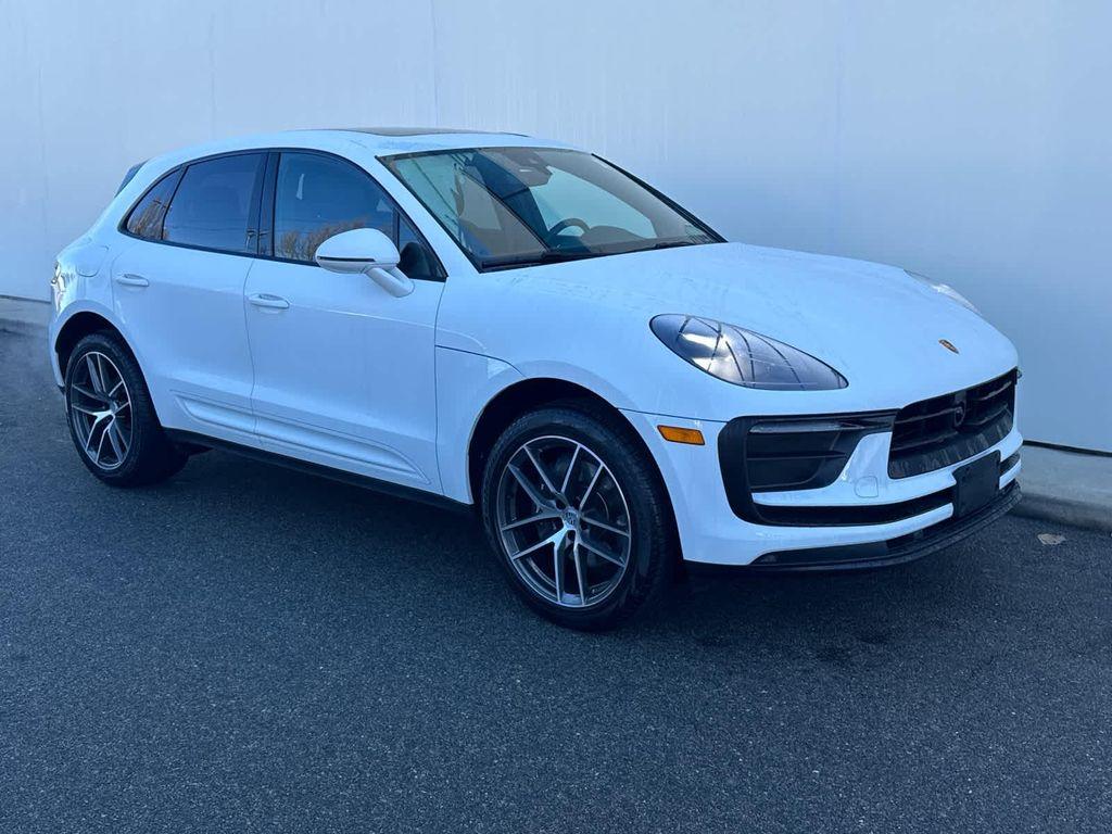 Porsche Macan 2024