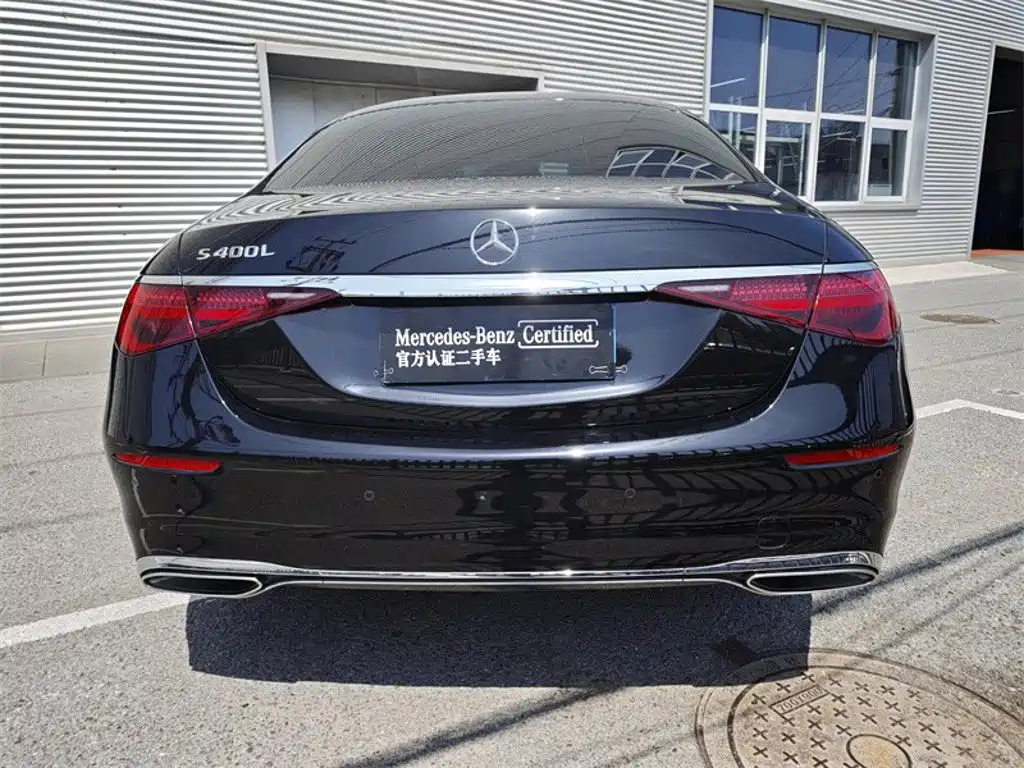 Mercedes-Benz S-Класс 2025