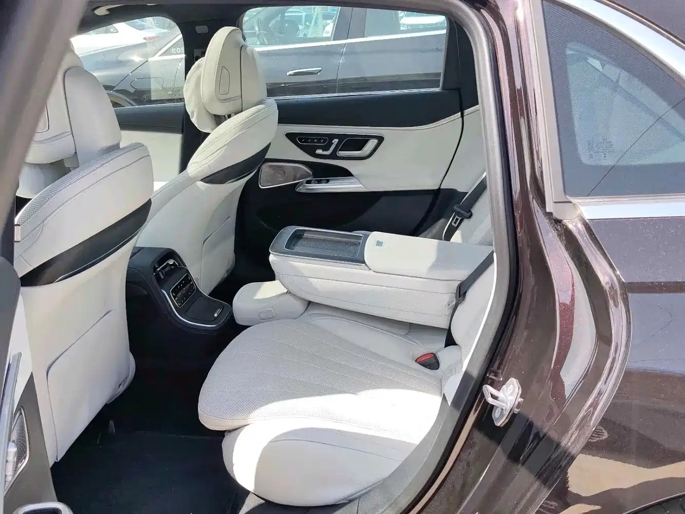 Mercedes-Benz E-Класс 2024
