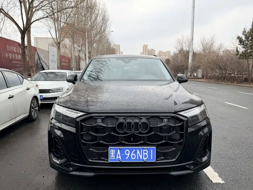 Audi Q7 2025