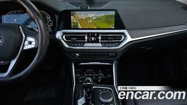 BMW 3 серии 2021