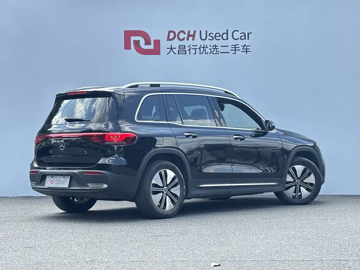 Mercedes-Benz EQB 2024