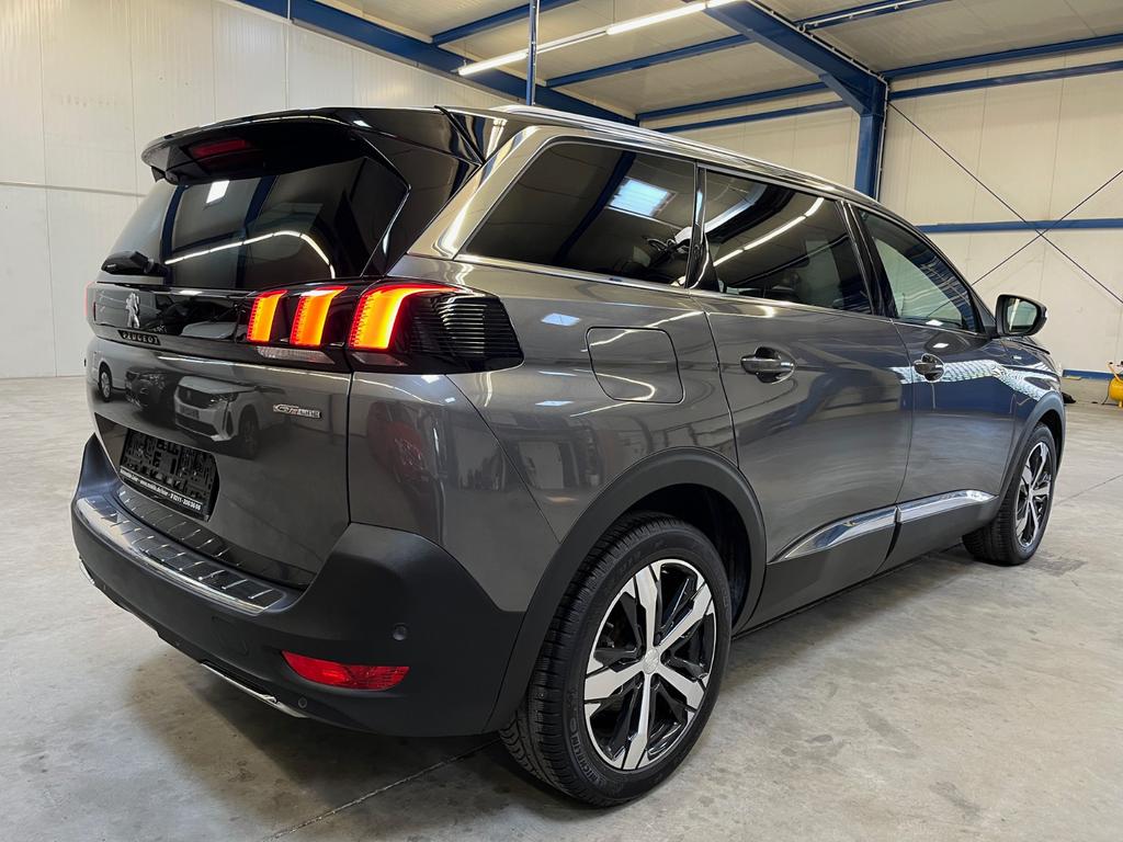 Peugeot 5008 2020