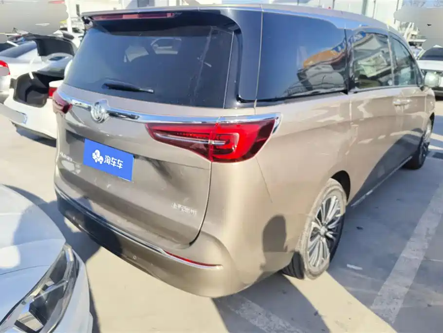 Buick GL8 2023