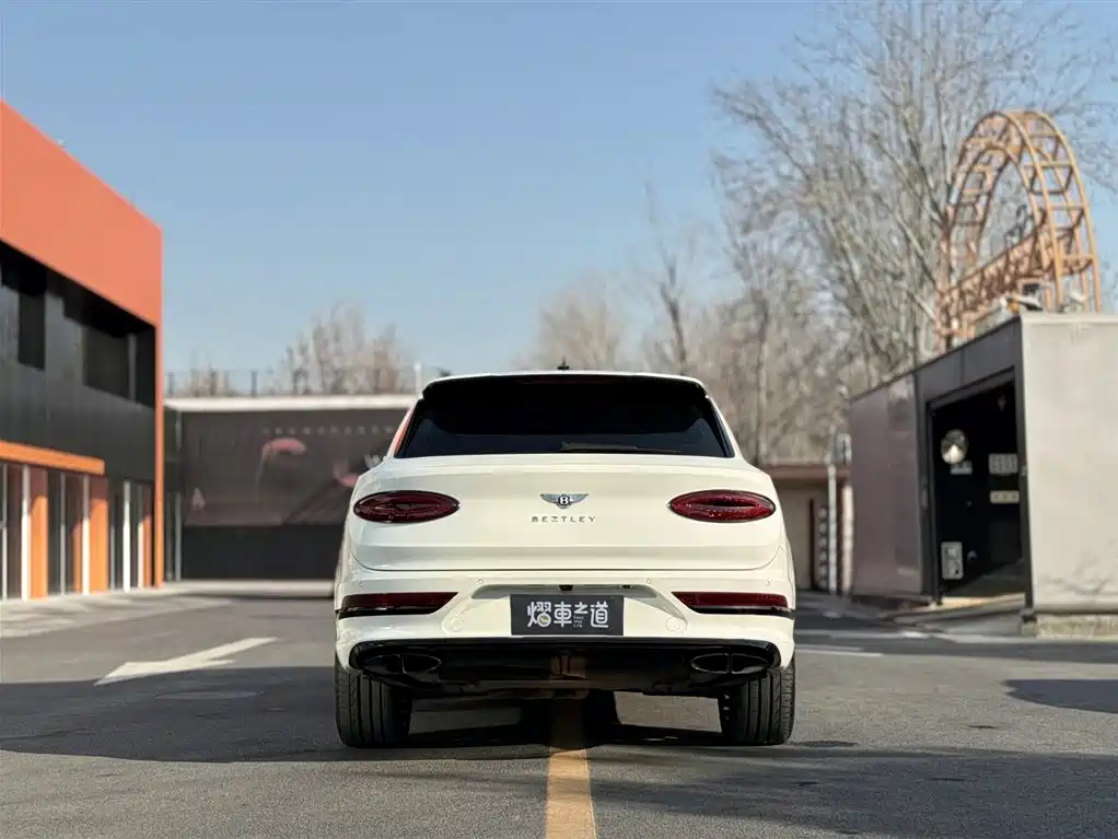 Bentley Bentayga 2023