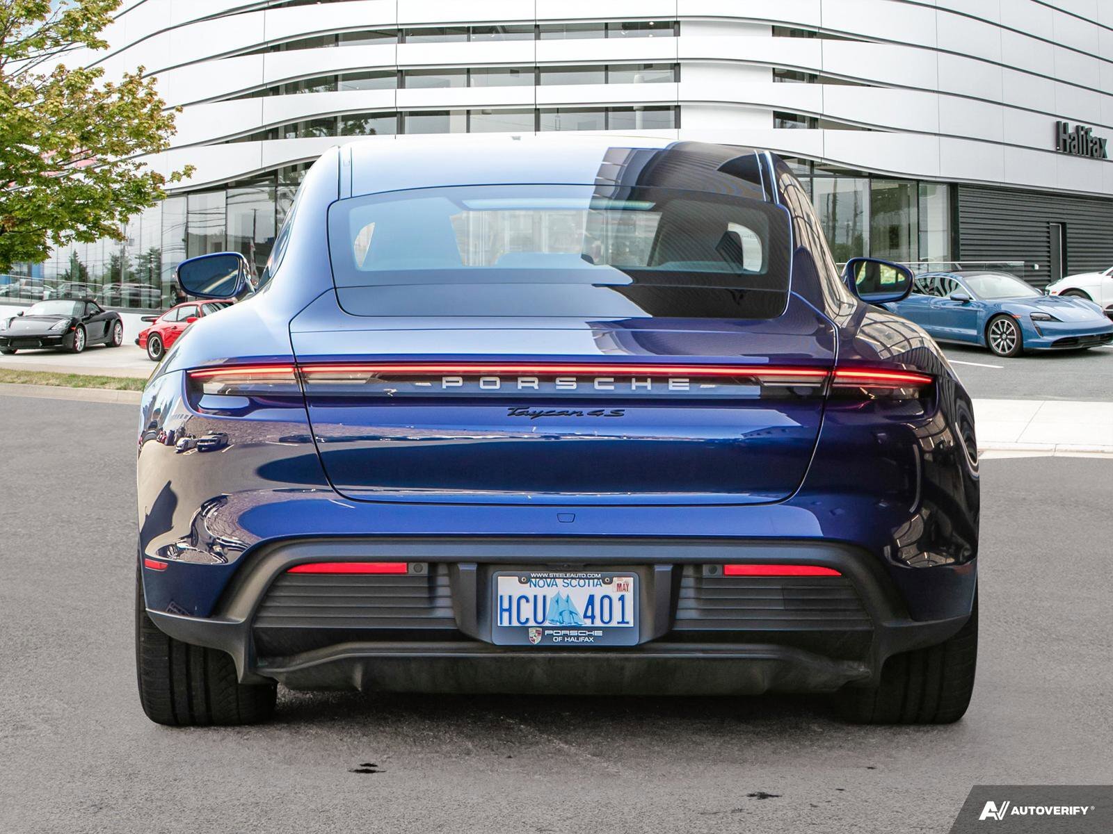 Porsche Taycan 2023