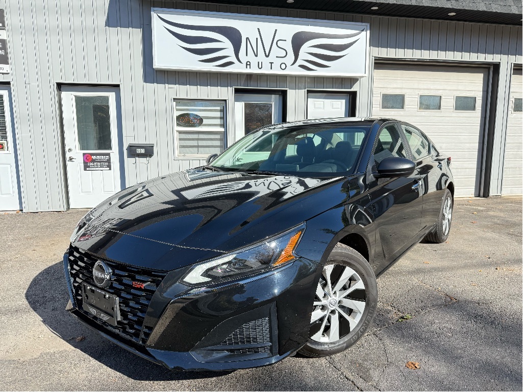 Nissan Altima 2024