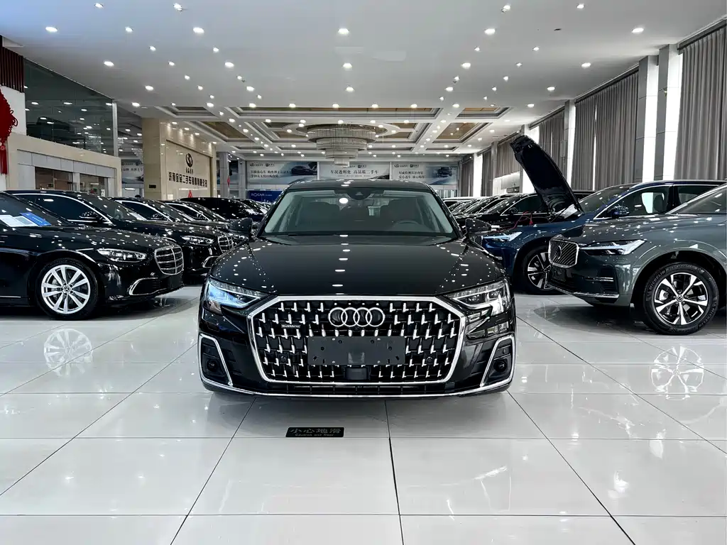 Audi A8 2024