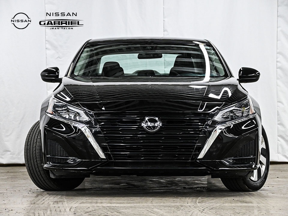 Nissan Altima 2023