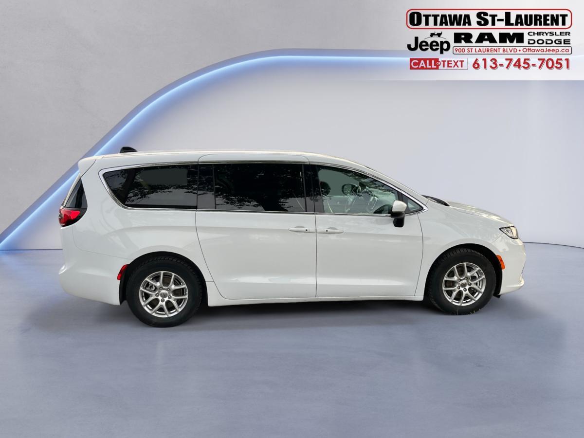 Chrysler Pacifica 2023