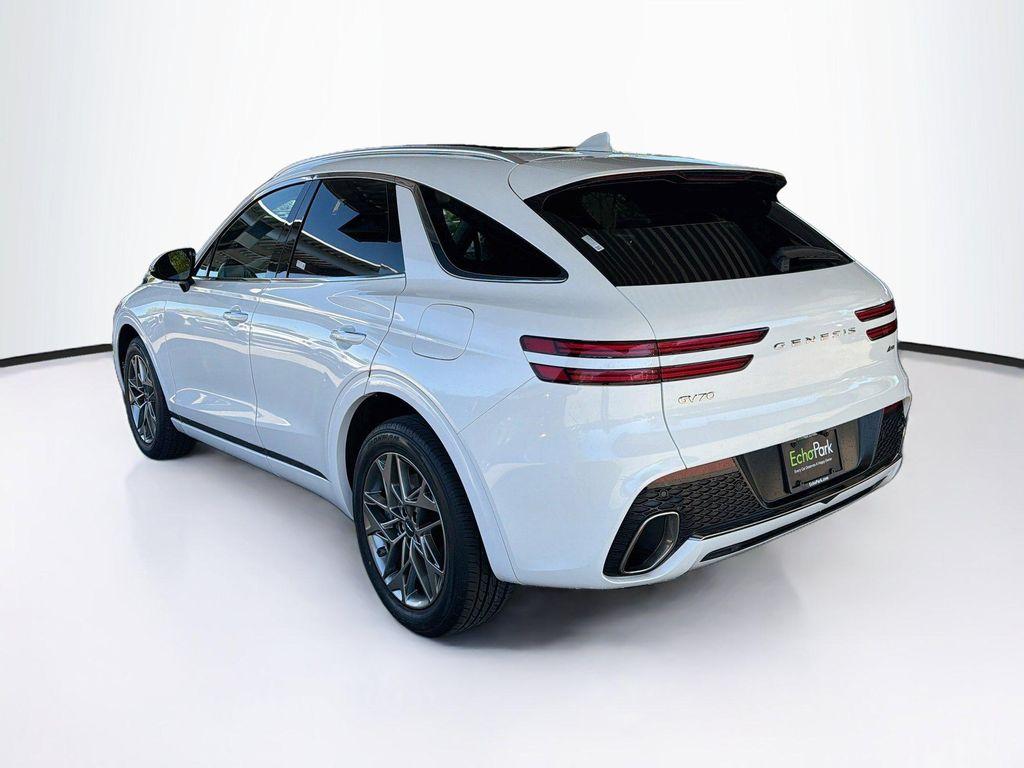 Genesis GV70 2025