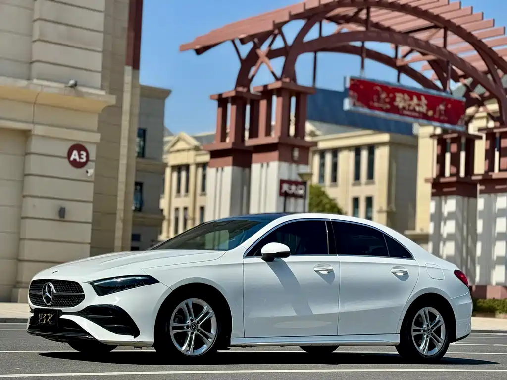 Mercedes-Benz A-Класс 2023