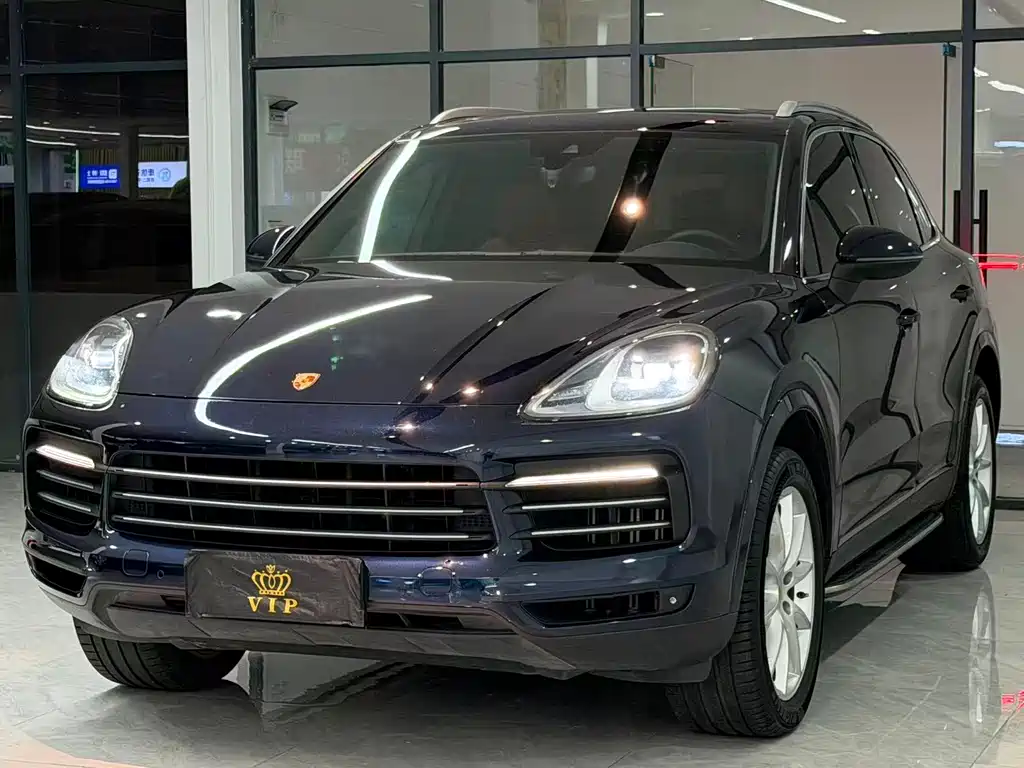 Porsche Cayenne 2022