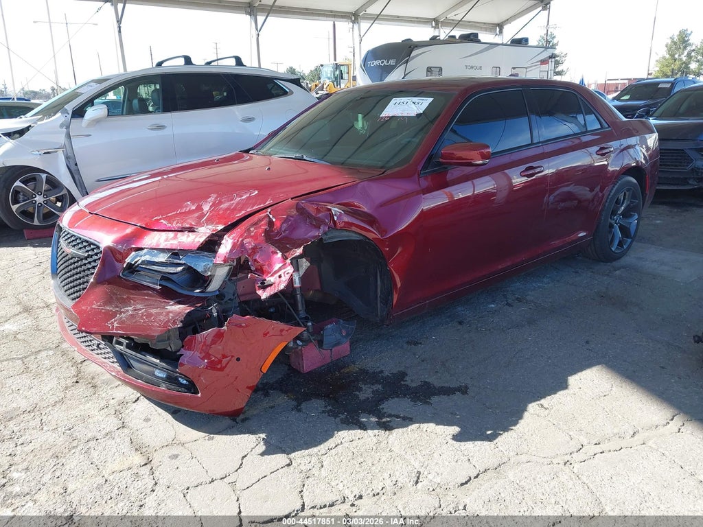 Chrysler 300 2023