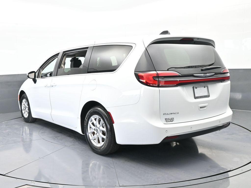 Chrysler Pacifica 2023
