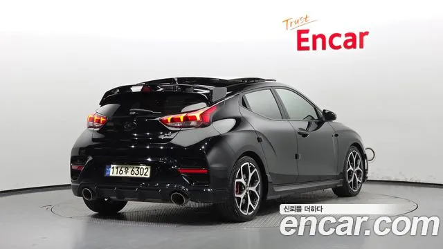 Hyundai Veloster 2021