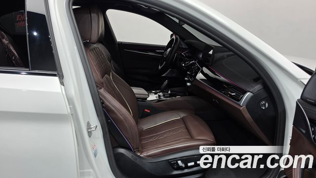 BMW 5 серии 2022