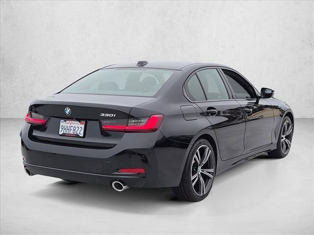 BMW 330 2023