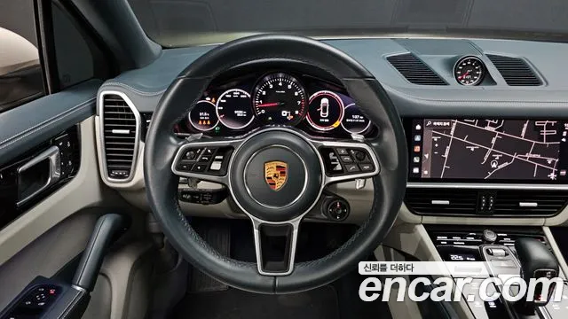 Porsche Cayenne 2022