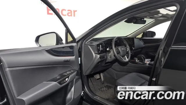 Lexus NX 2025