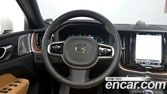 Volvo XC60 2024