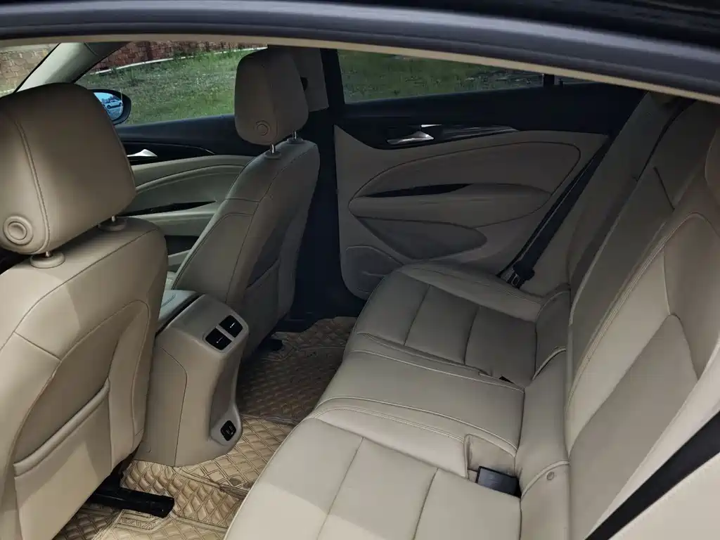 Buick Regal 2021