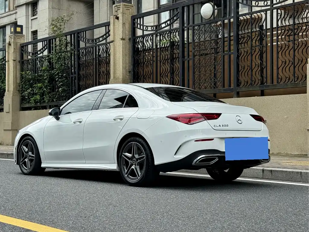 Mercedes-Benz CLA 2022