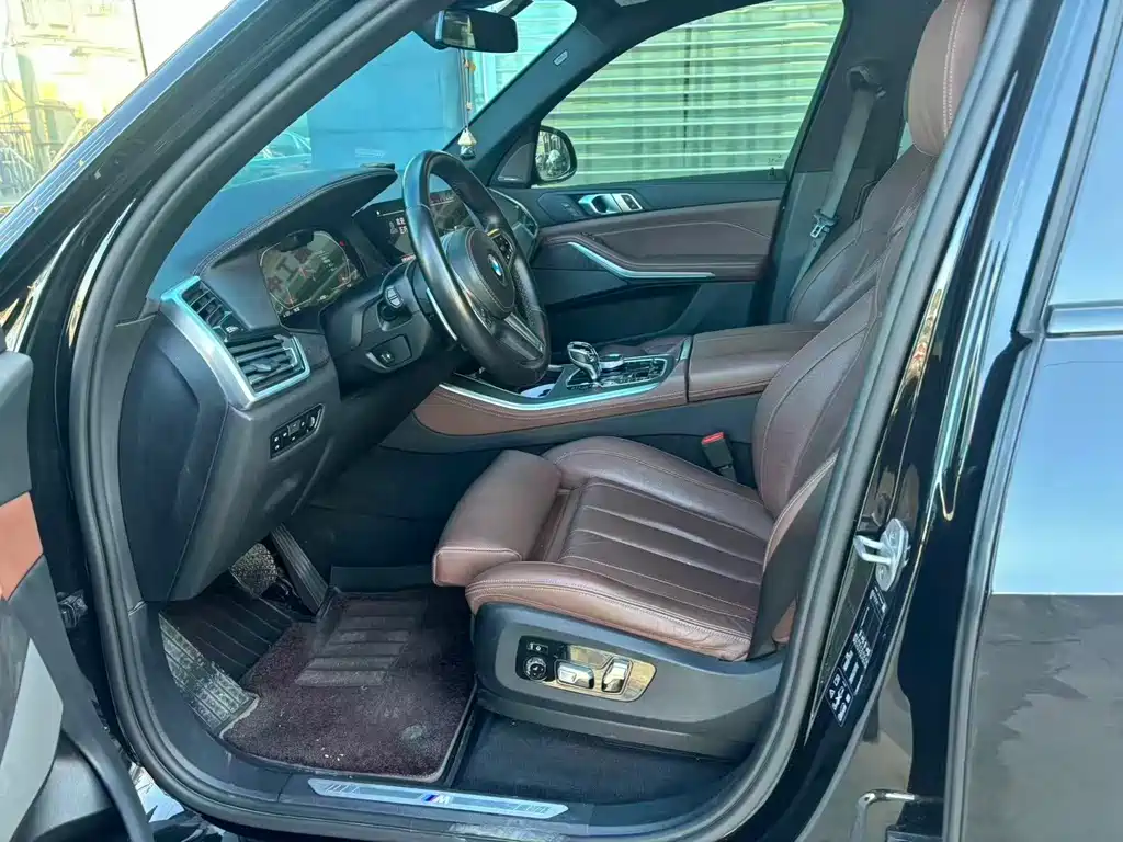 BMW X5 2021