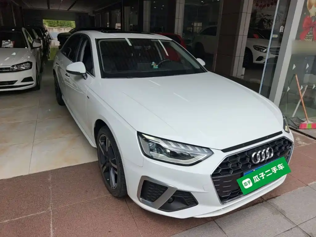 Audi A4 2021
